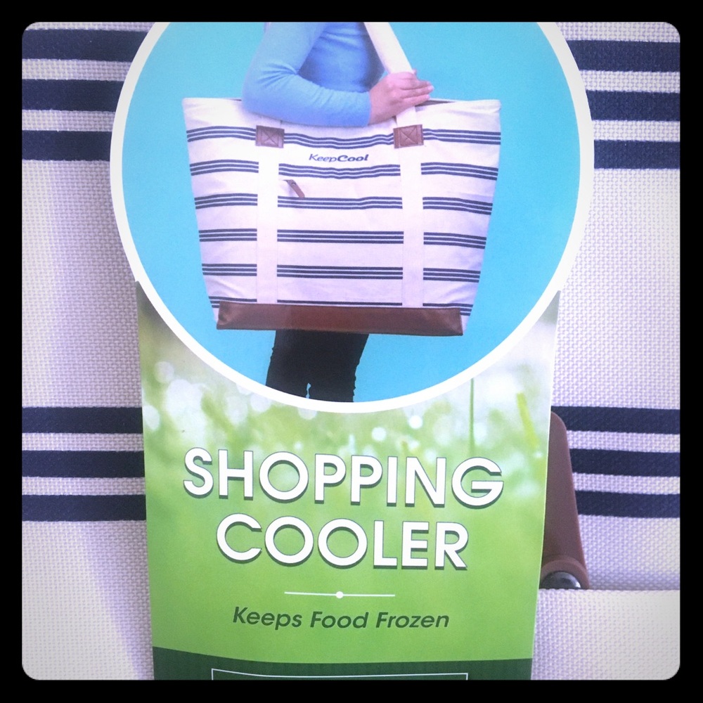 Cooler- Costco Keepcool Shopping Cooler